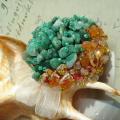 Emerald - Brooches - beadwork