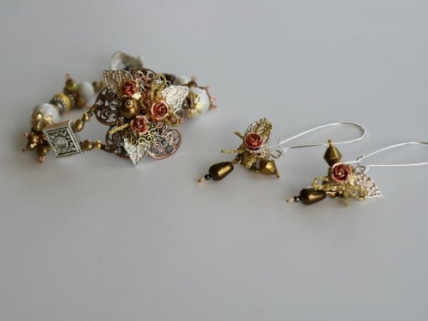 Earrings, brooch, bracelet " bouquet " 3