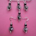 014kom.  Hematite, glass - Kits - beadwork