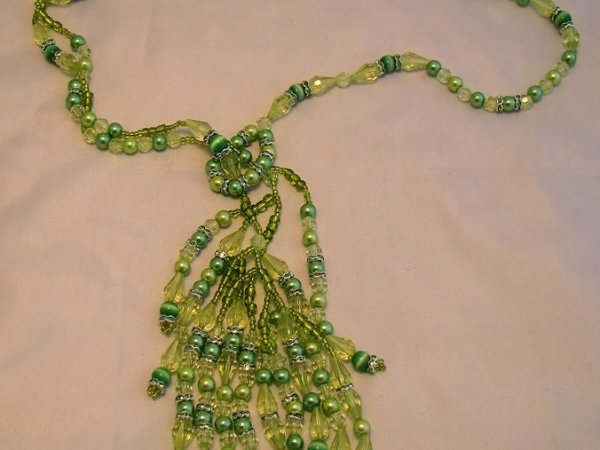 Green necklace - Necklace