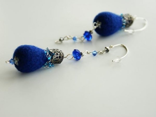 " Everything a round - blue " 2