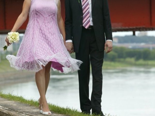non-traditional bridal gown - Wedding clothes