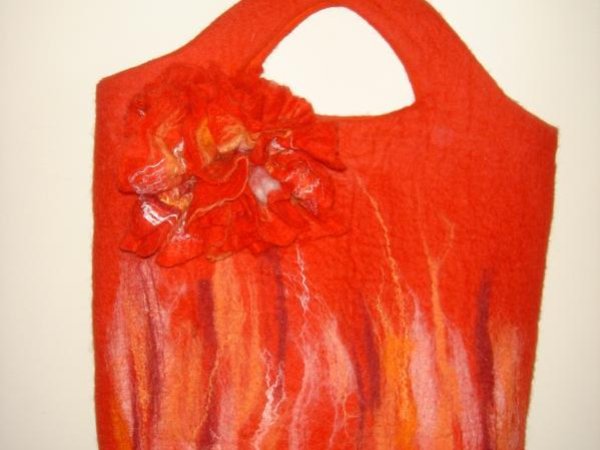 Red - Handbags & wallets