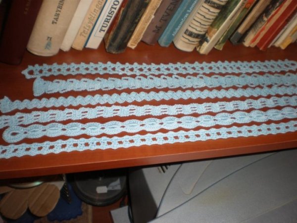 Pendants - Lace