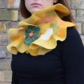 Collar-neck warm widget - Scarves & shawls - felting