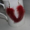 Feather earrings red - Earrings - beadwork