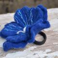 Attaching elastic to the hair - Hair accessories - felting