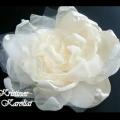 White purity II - Brooches - beadwork
